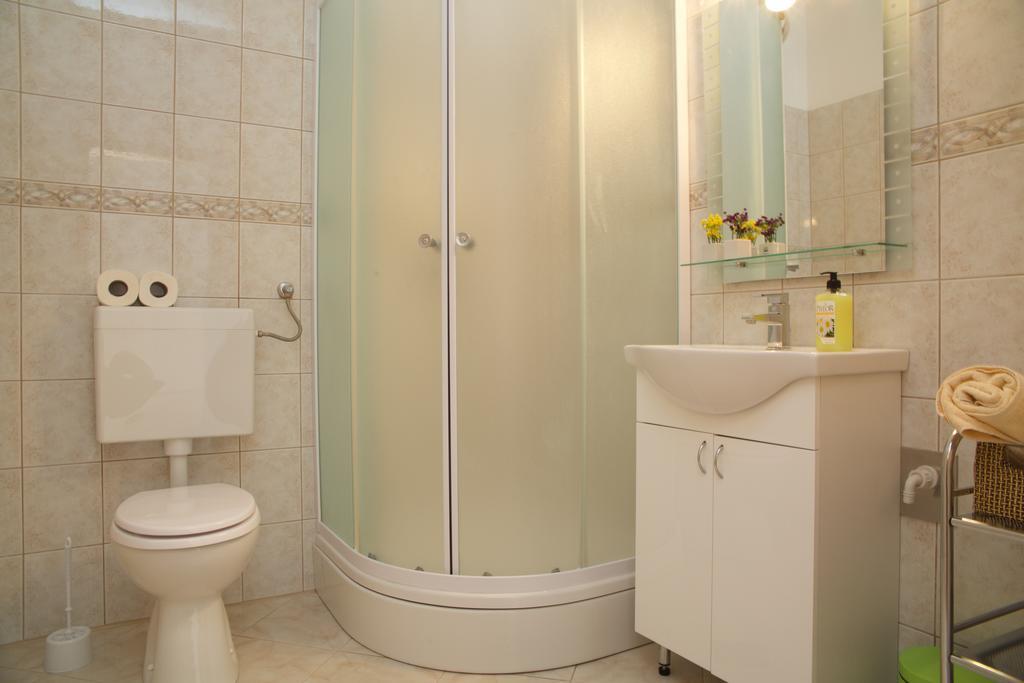 Antonija Apartments With Pool 비오그라드나모루 외부 사진