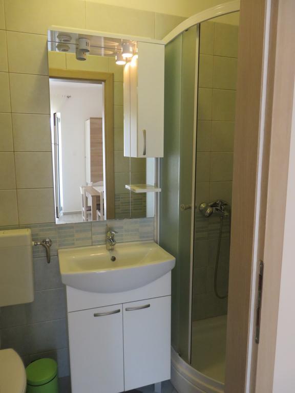 Antonija Apartments With Pool 비오그라드나모루 외부 사진