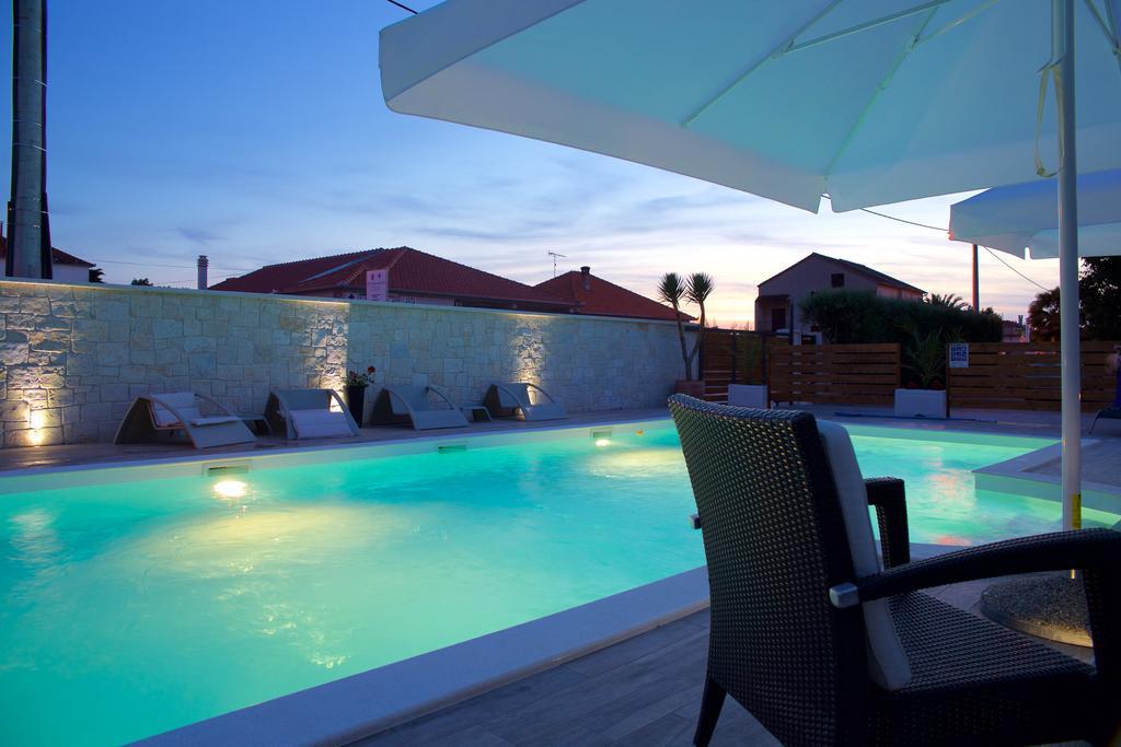 Antonija Apartments With Pool 비오그라드나모루 외부 사진